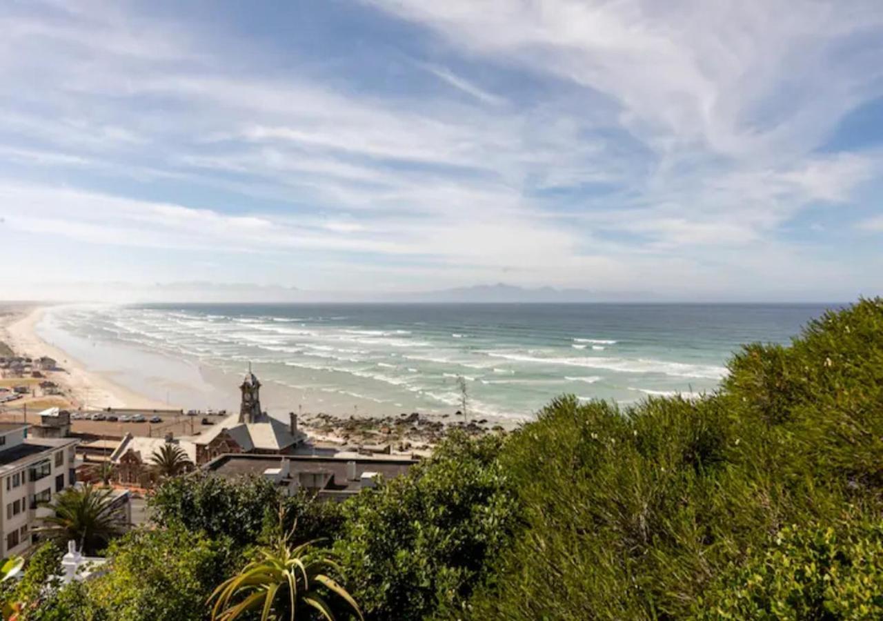 Seaview Apartment In Muizenberg Exteriör bild
